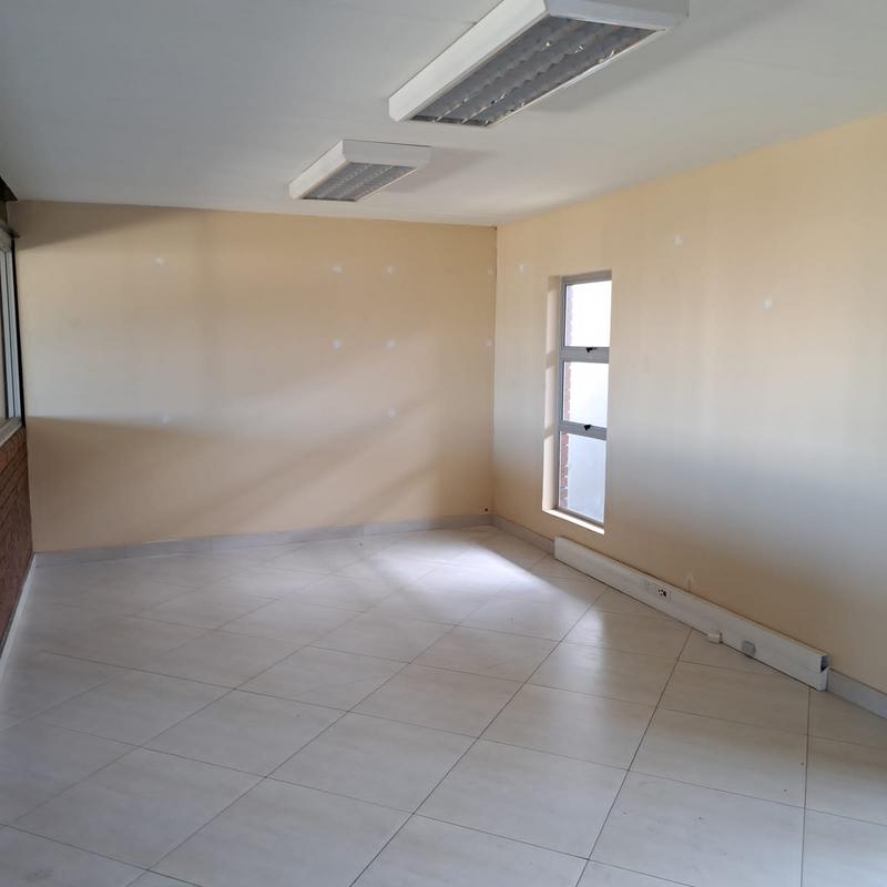 To Let commercial Property for Rent in Greenbushes Eastern Cape